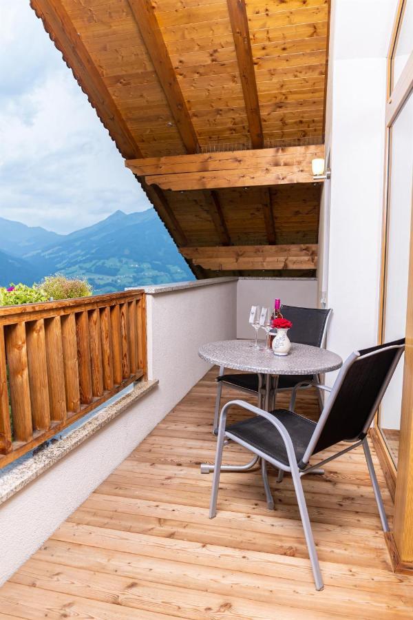 Ferienwohnungen Hinterstein Hart im Zillertal Exterior photo